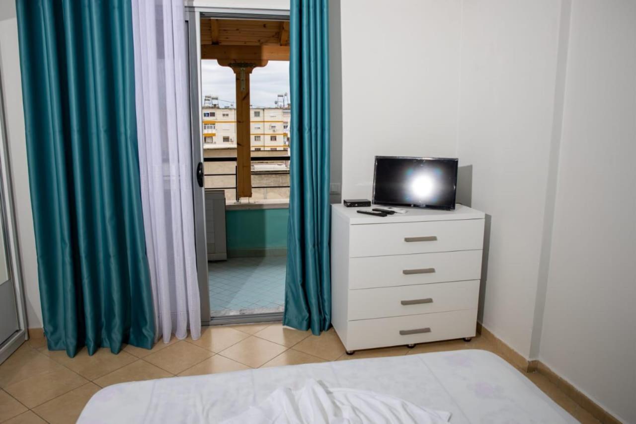 Colombo'S Apartment Vlorë 外观 照片