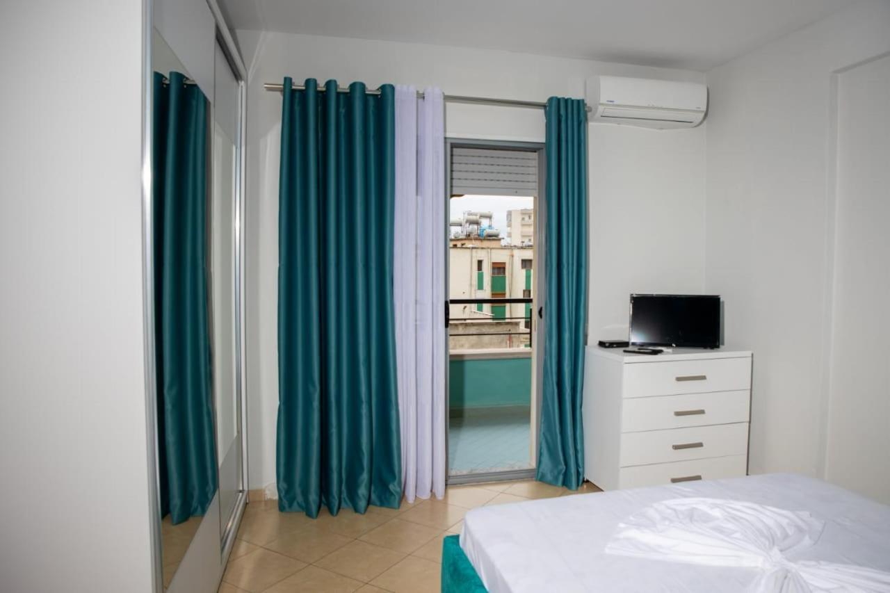 Colombo'S Apartment Vlorë 外观 照片